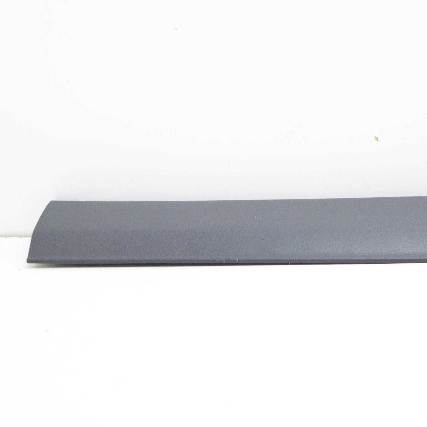 Genuine Mb Vito W639 Front Right Door Lower Moulding Trim A63969011627 G99 Original