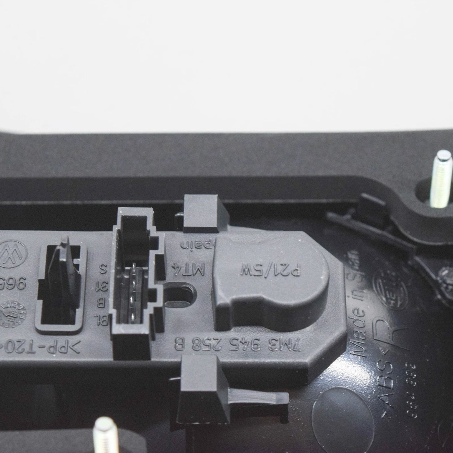 NEW VOLKSWAGEN SHARAN 7M REAR RIGHT OUTER TAILLIGHT 7M3945096M ORIGINAL