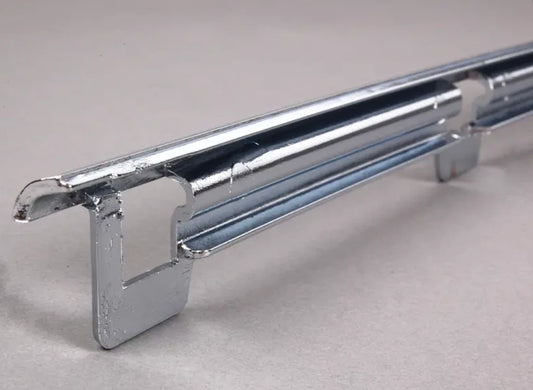 NEW BMW 5 E39 FRONT RIGHT BUMPER MOULDING 8226556 51118226556 ORIGINAL