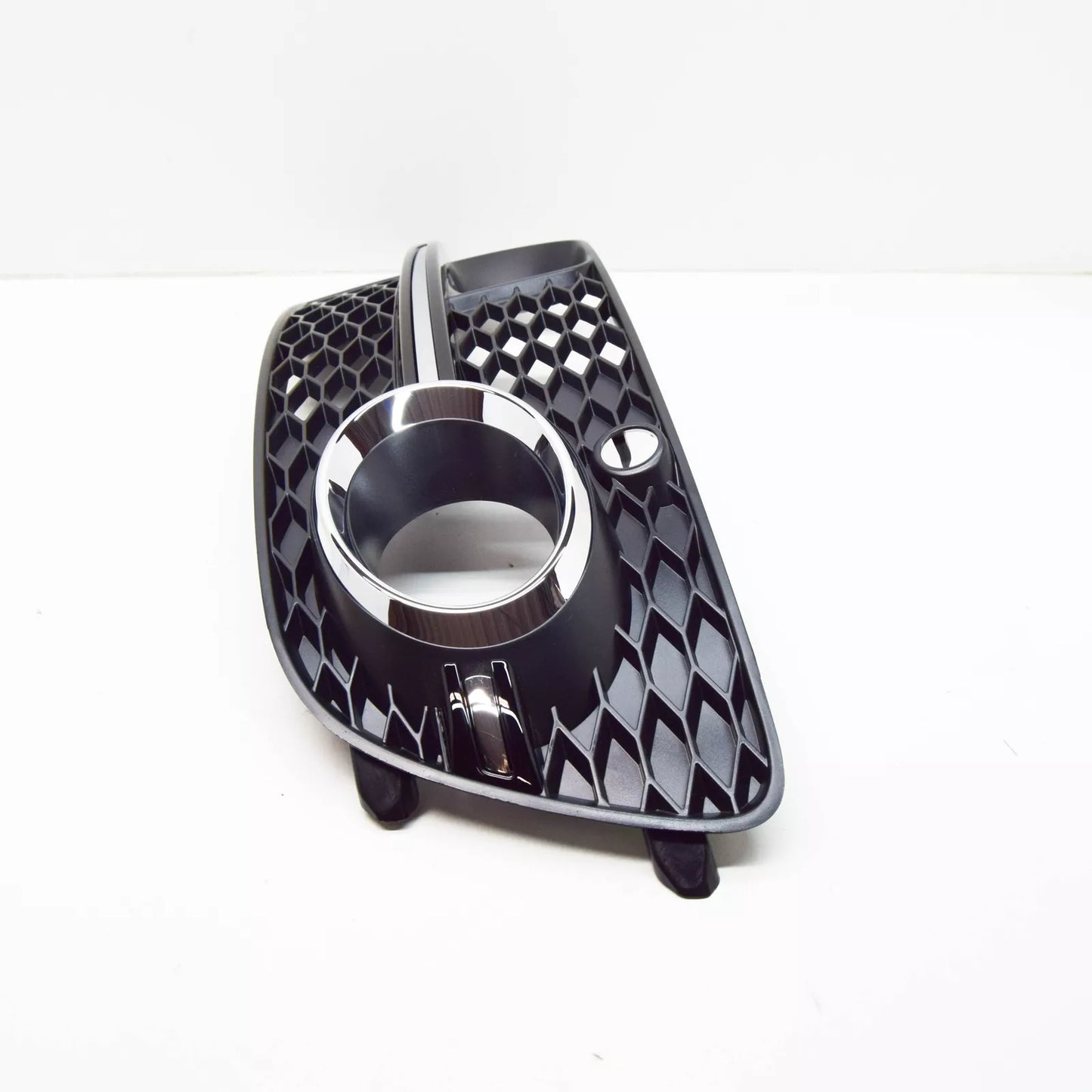 NEW AUDI Q5 8R FRONT RIGHT BUMPER AIR GUIDE GRILLE 8R0807682QBJI ORIGINAL