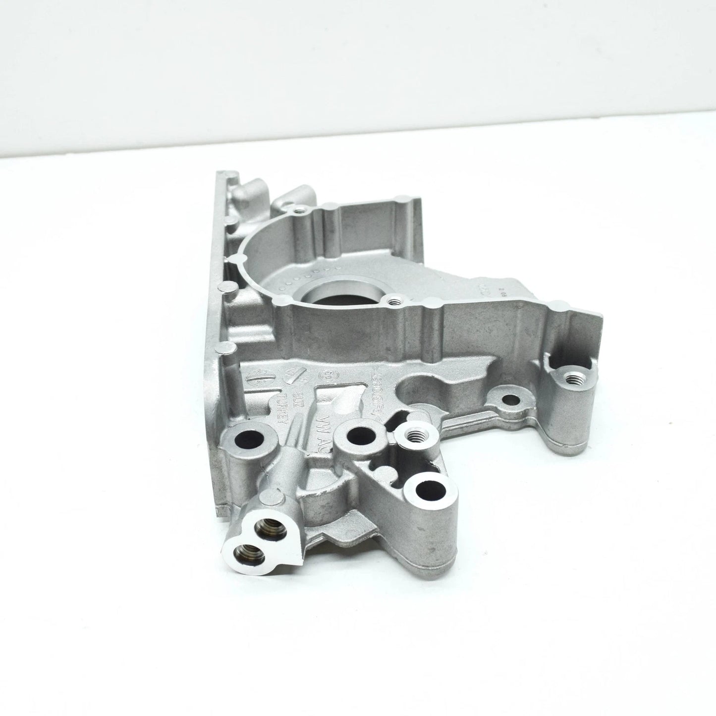 NEW VOLKSWAGEN POLO AW FRONT SEALING FLANGE 05C103151 ORIGINAL