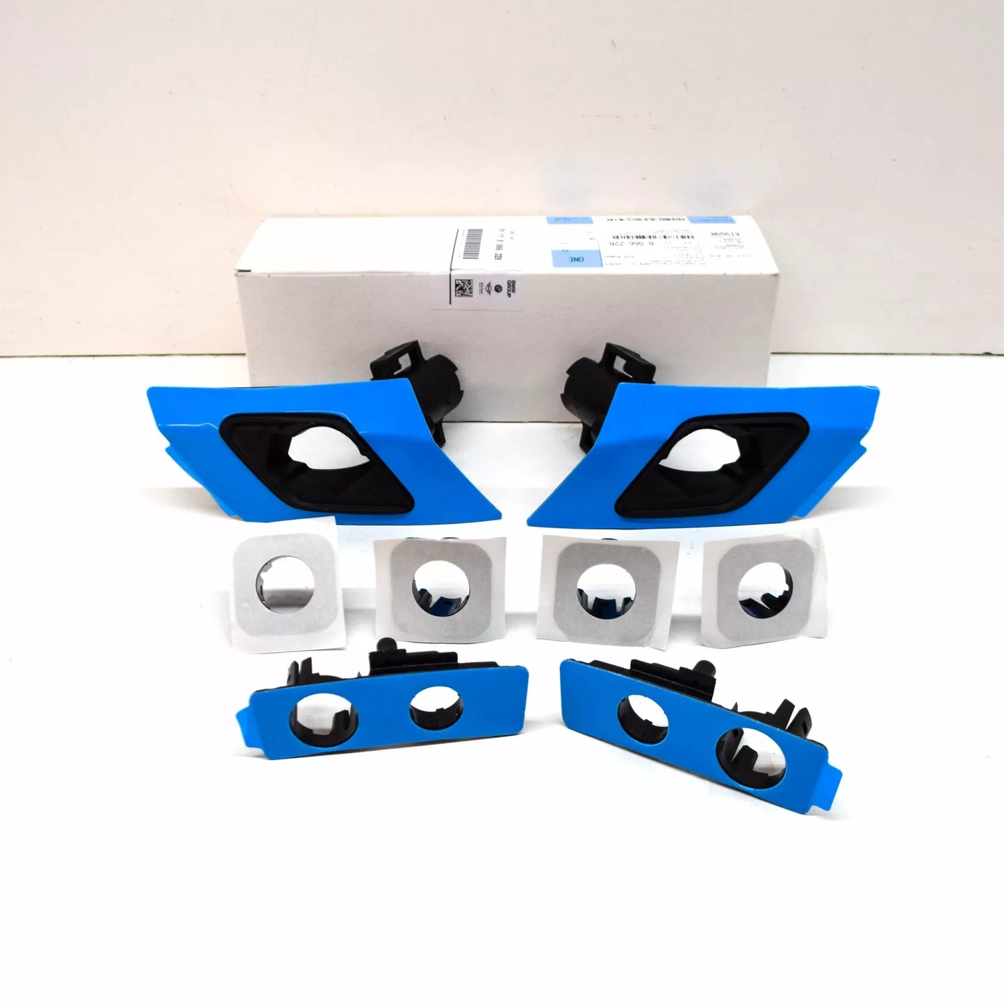 NEW BMW M3 F80 FRONT PDC PARKTRONIC HOLDER REPAIR KIT 51118066228 ORIGINAL