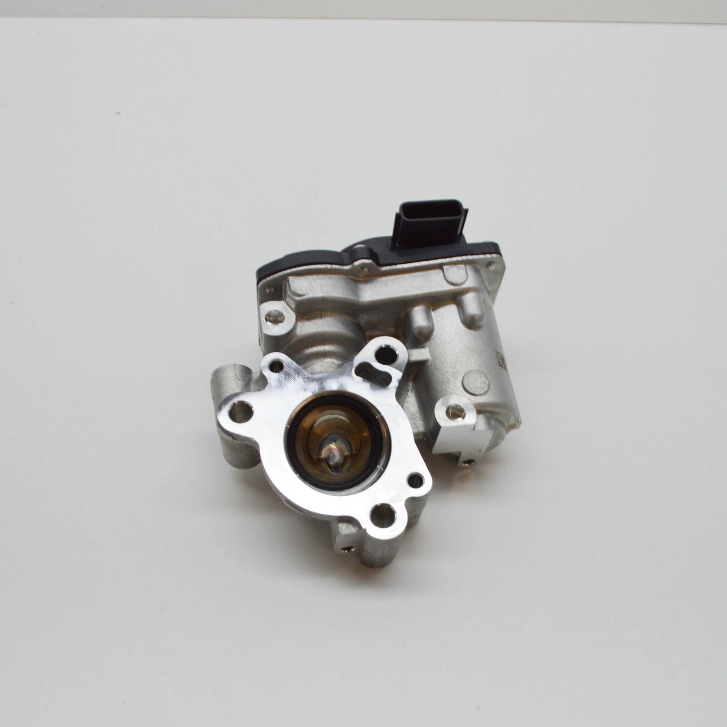 NEW MERCEDES-BENZ A V177 EGR VALVE A6081401500 ORIGINAL