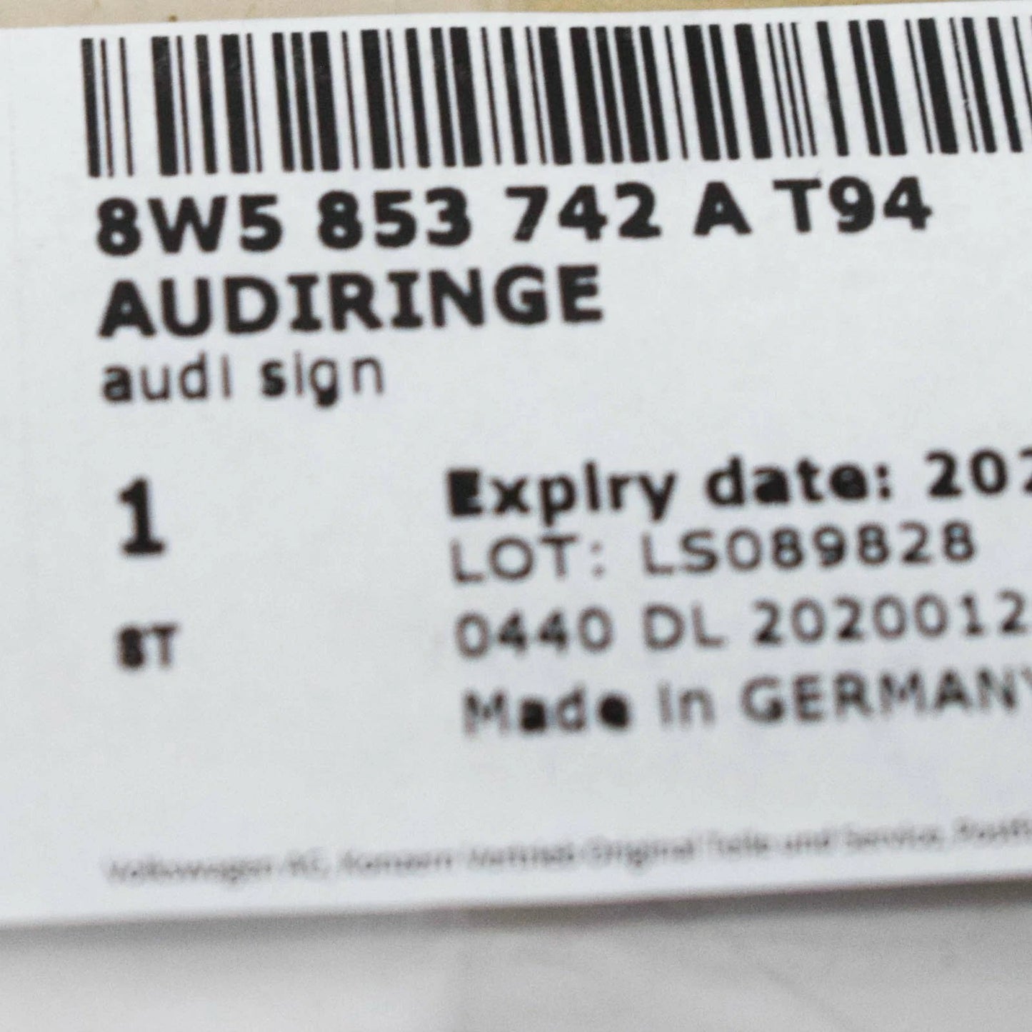 NEW AUDI A4 B9 REAR TAILGATE BOOT LID BADGE 8W5853742AT94