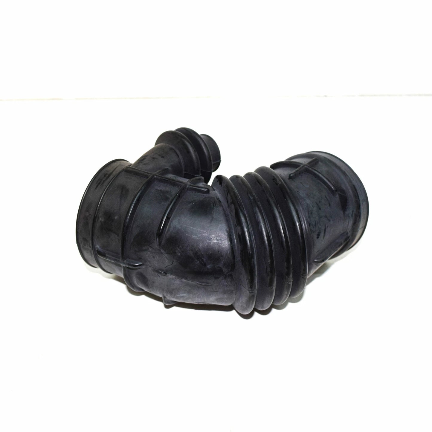 NEW BMW 3 E30 AIR SUPPLY INTAKE RUBBER BOOT PIPE HOSE 13711726325 ORIGINAL
