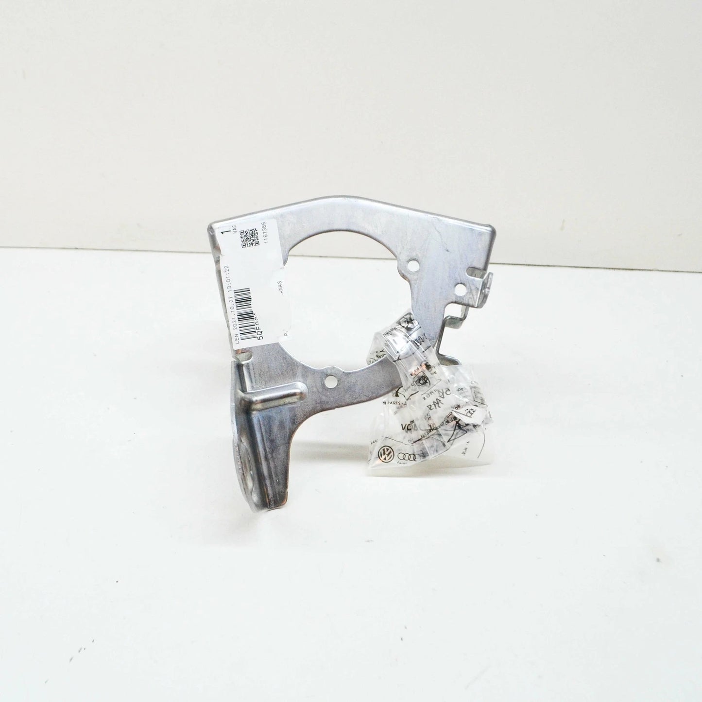 NEW AUDI Q3 F3 SECONDARY AIR INJECTION PUMP BRACKET 5QF906617 ORIGINAL