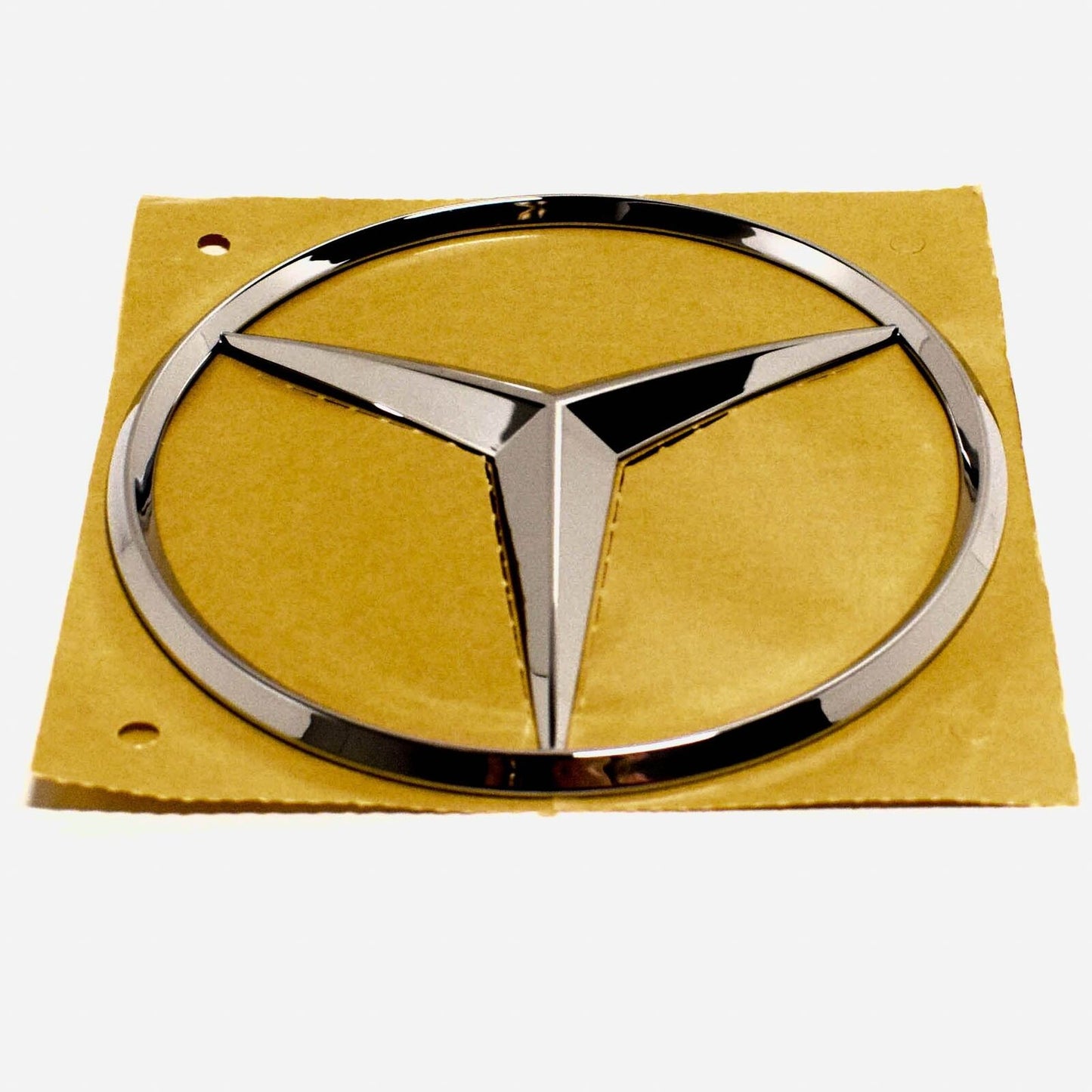 NEW MB SPRINTER 906 REAR CROSS MEMBER EMBLEM BADGE A9068170516 ORIGINAL