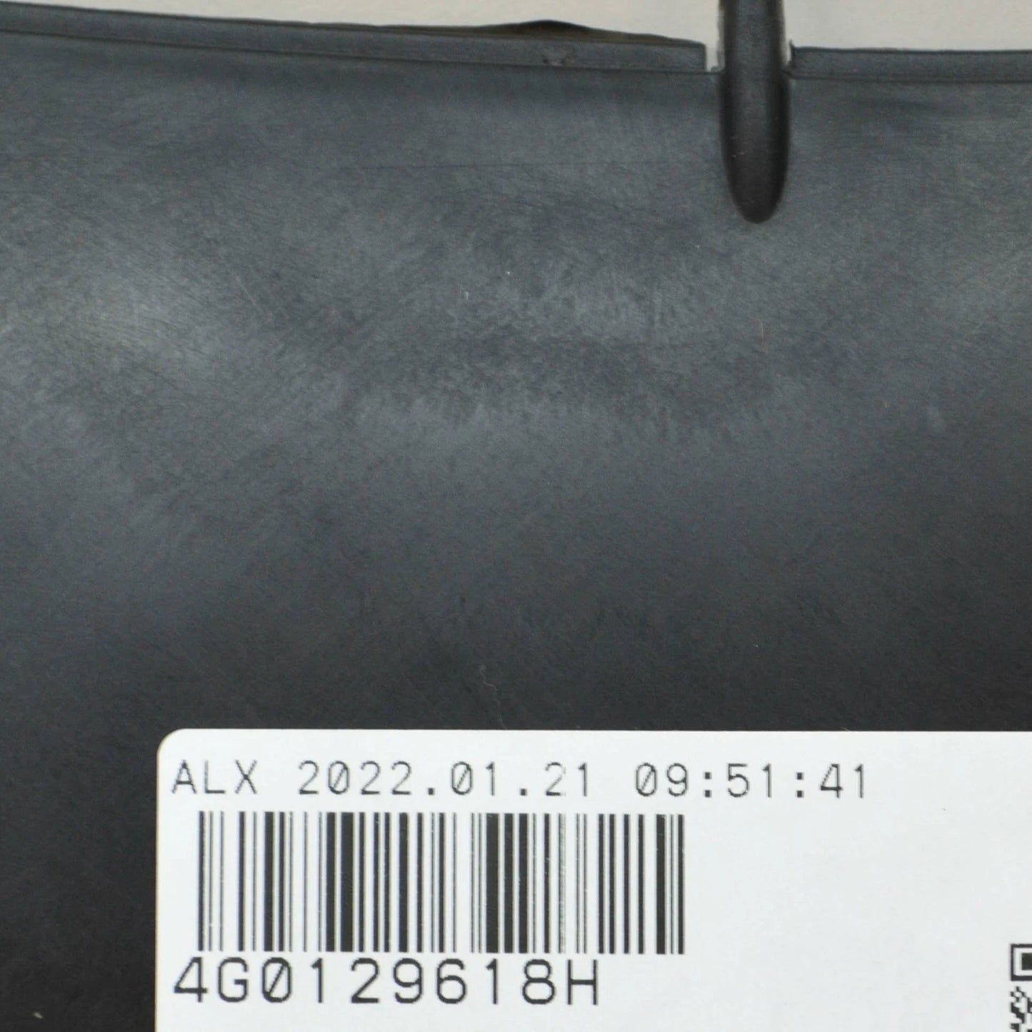 NEW AUDI RS6 4G AVANT ENGINE AIR INTAKE HOSE ADAPTER 4G0129618H HENUINE