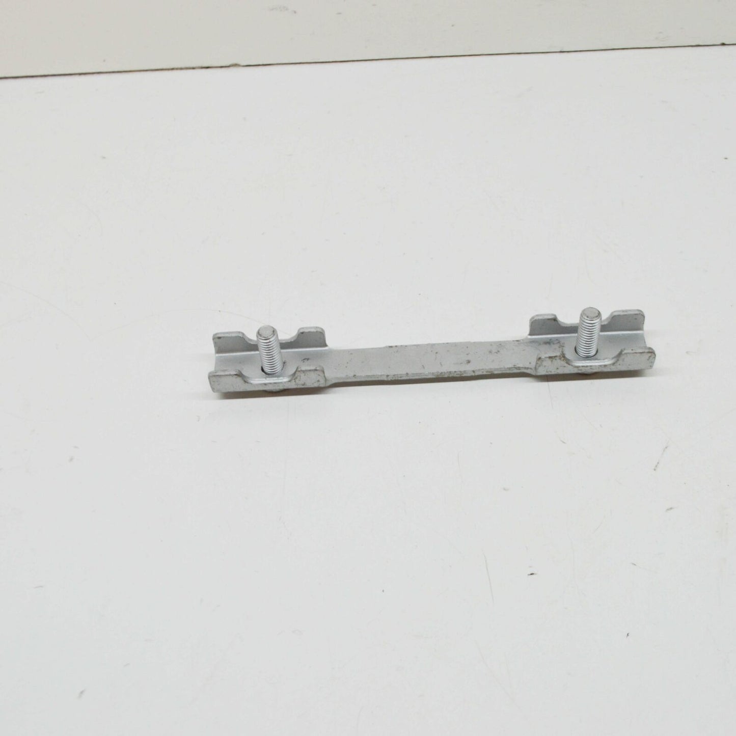 NEW MERCEDES-BENZ E W211 REAR EXHAUST SYSTEM STRUT A2114920007 ORIGINAL