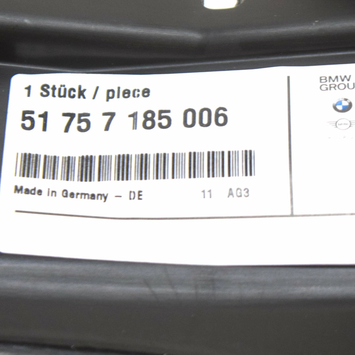 NEW BMW 7 F01 FRONT RIGHT BOTTOM FENDER LINER EXTENSION 51757185006 ORIGINAL