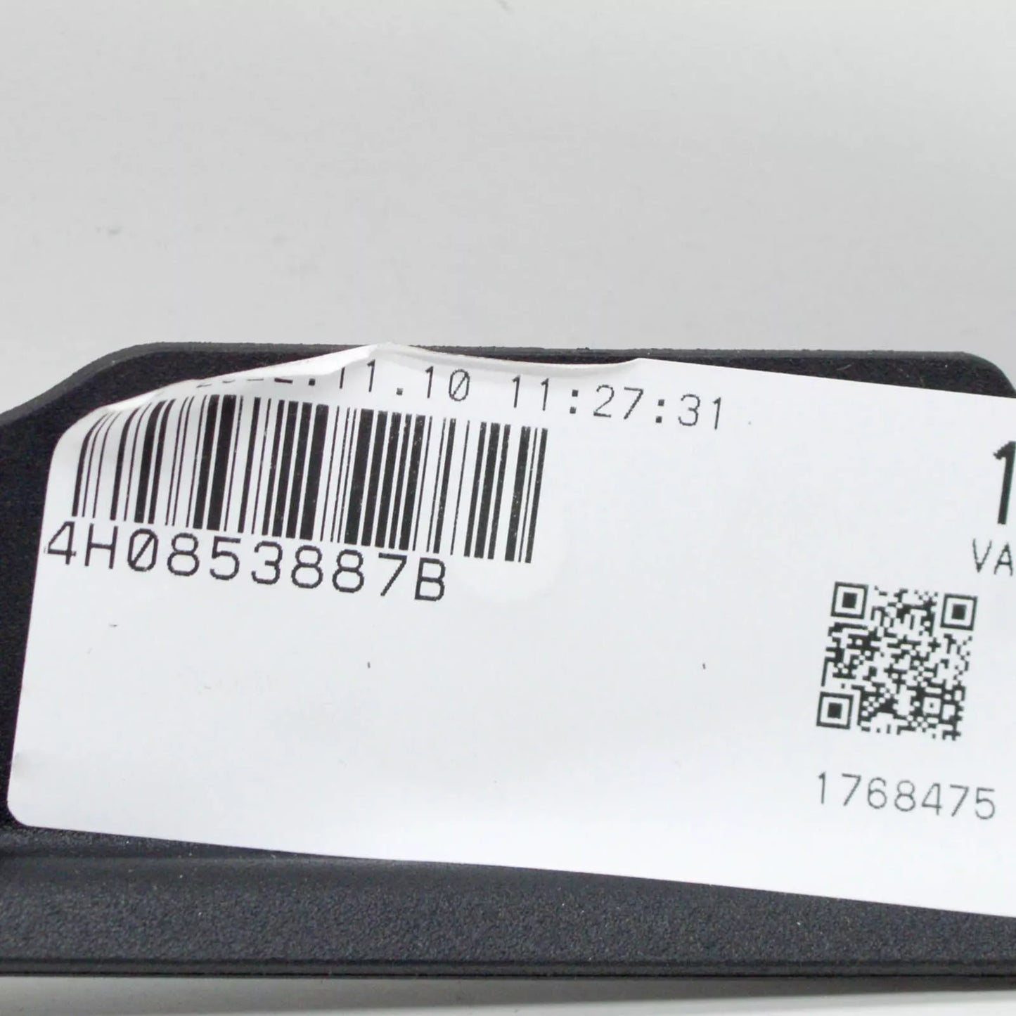 NEW AUDI A8 D4 FRONT BUMPER SIDE INNER WHEEL SPOILER 4H0853887B ORIGINAL