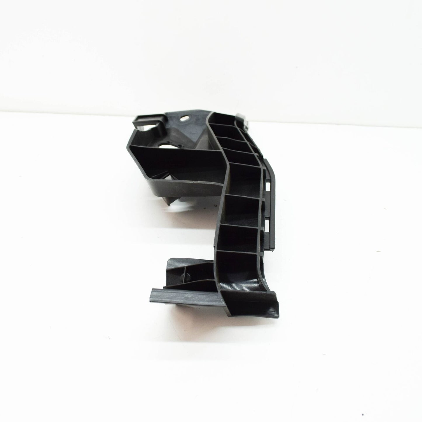 NEW AUDI RS6 4G FRONT RIGHT BUMPER CLOSING ELEMENT 4G0807096H ORIGINAL