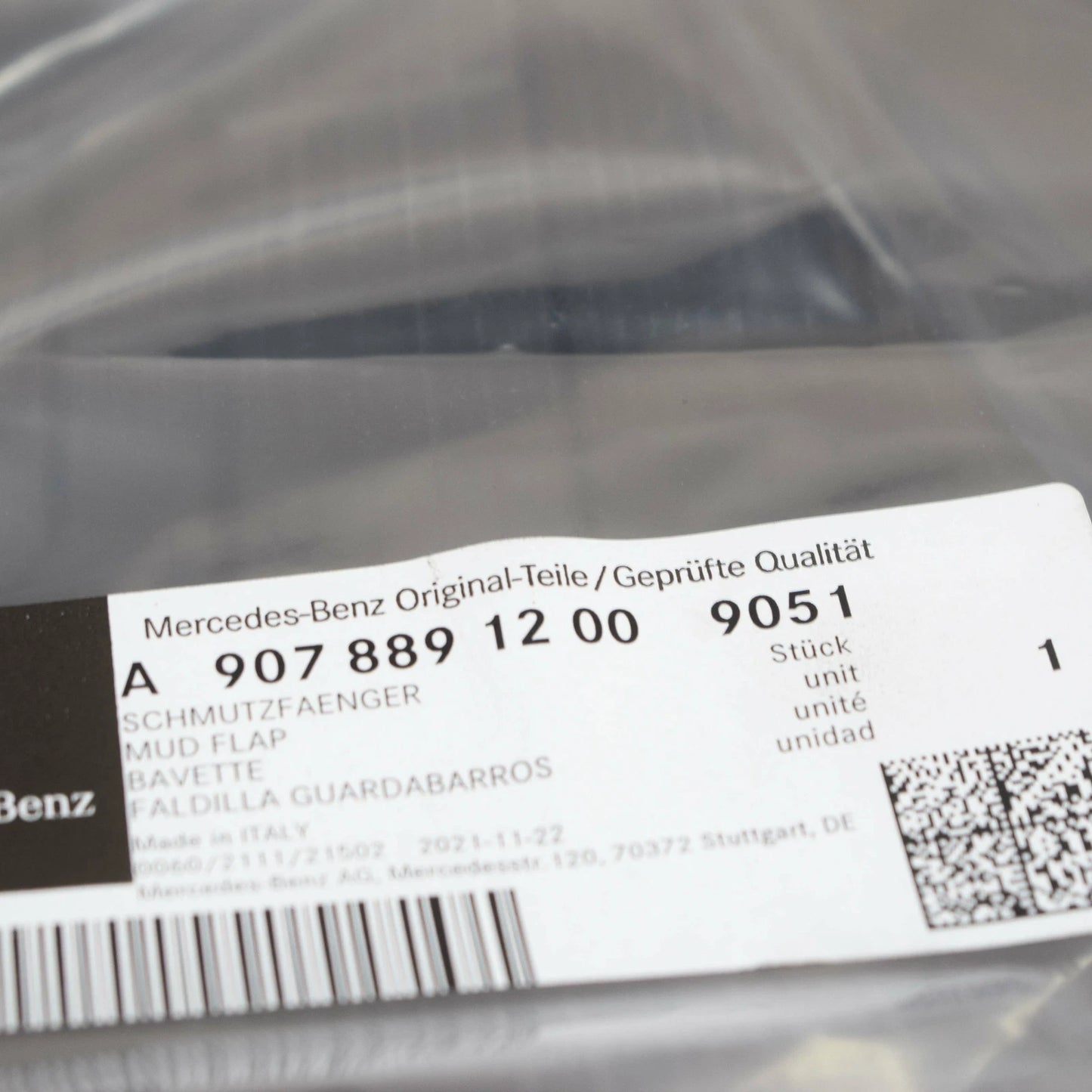 NEW MERCEDES-BENZ SPRINTER W907 REAR LEFT MUDGUARD FLAP A90788912009051