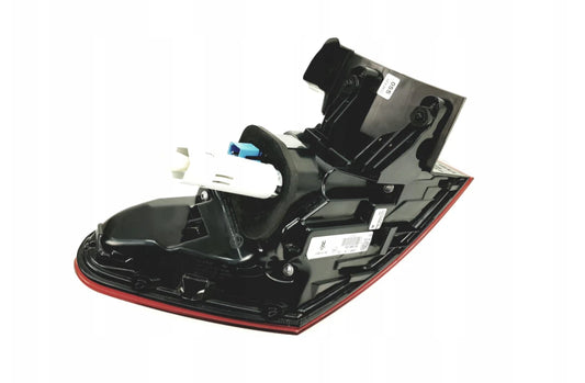 NEW VW TOUAREG CR MK3 REAR OUTER LED RIGHT TAILLIGHT 760945208A ORIGINAL