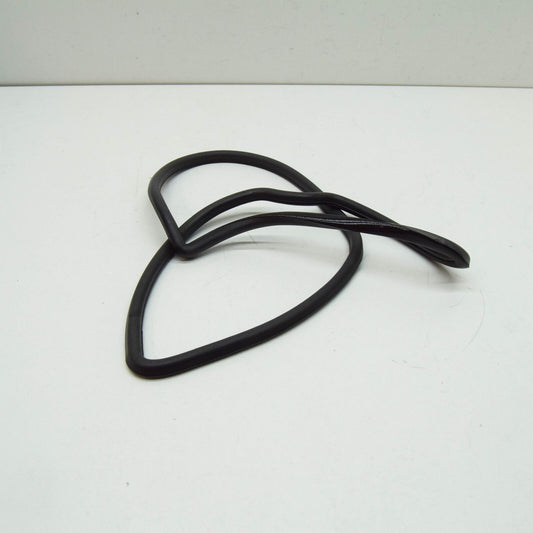 NEW MERCEDES-BENZ C W202 FRONT LEFT HEADLAMP LENS SEAL A2028261380 ORIGINAL