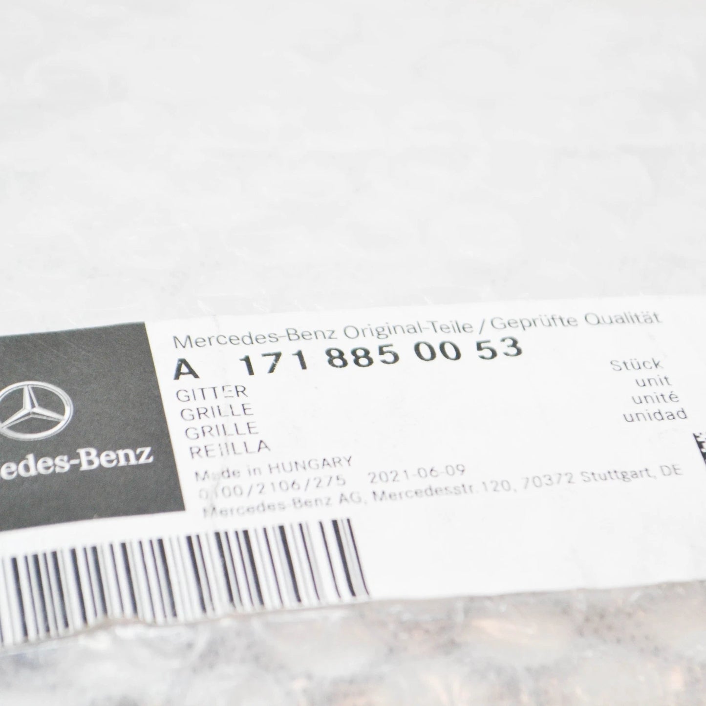 NEW MERCEDES-BENZ SLK R171 FRONT BUMPER CENTRAL GRILLE A1718850053