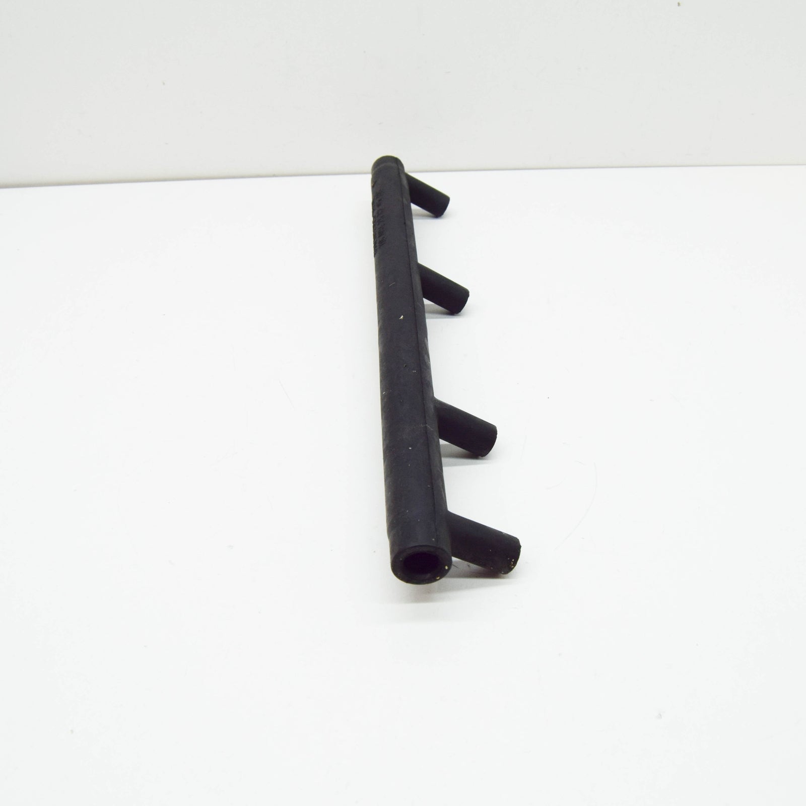 NEW MERCEDES-BENZ S W116 AIR INTAKE BREATHER HOSE A1160942582 ORIGINAL