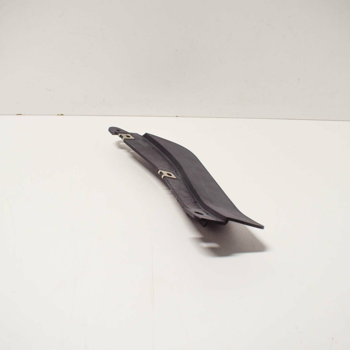 NEW AUDI Q7 4M FRONT RIGHT MUDGUARD SHIELD 4M0807548D ORIGINAL