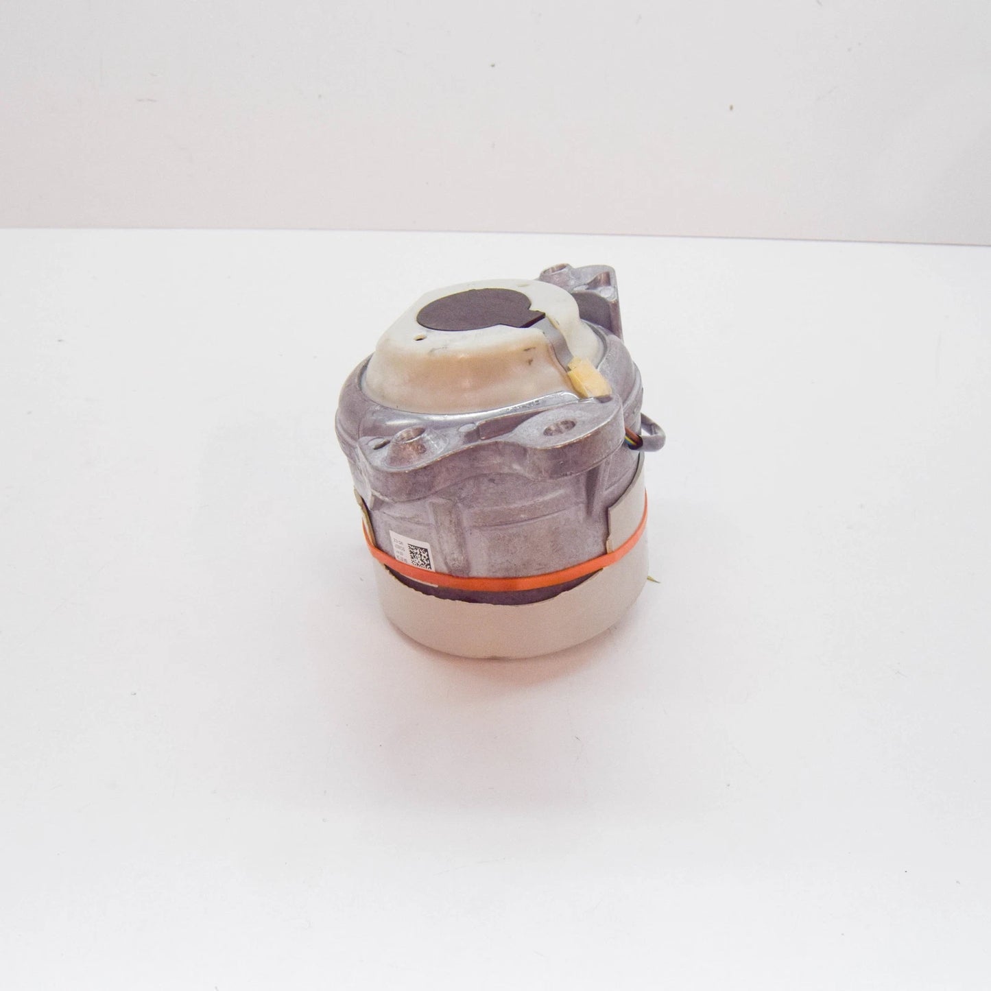 NEW MERCEDES-BENZ E W213 RIGHT SIDE ENGINE MOUNT A2132405200 ORIGINAL