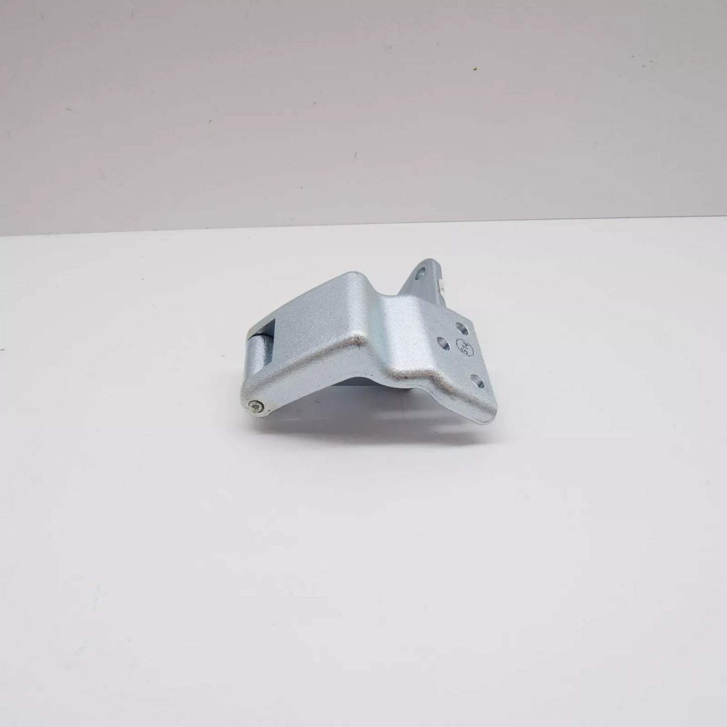 NEW MERCEDES-BENZ VITO W447 REAR DOOR RIGHT TOP HINGE A4477400737 ORIGINAL