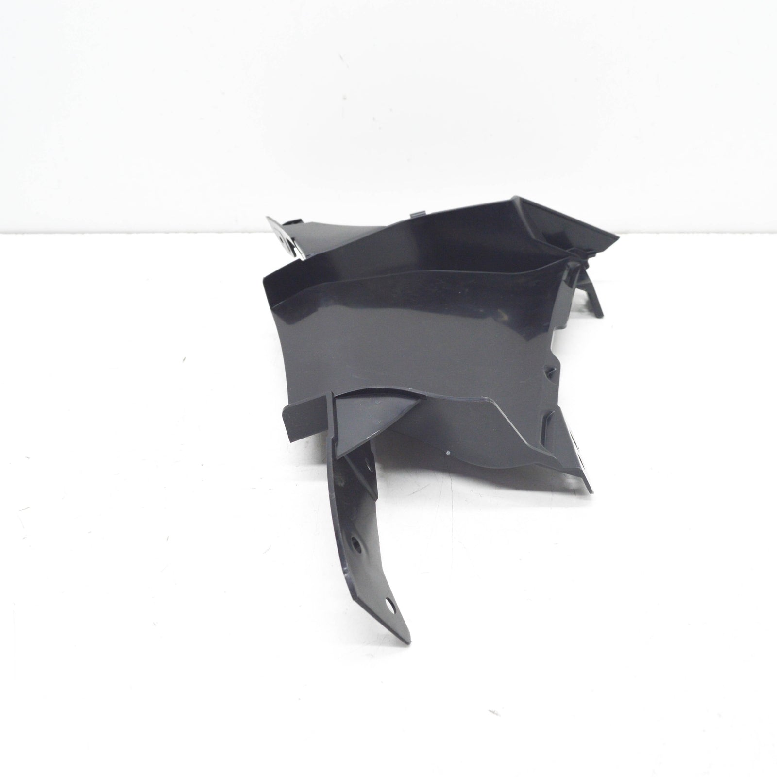 NEW AUDI RS5 8W6 FRONT BUMPER RIGHT AIR GUIDE 8W6121764E ORIGINAL