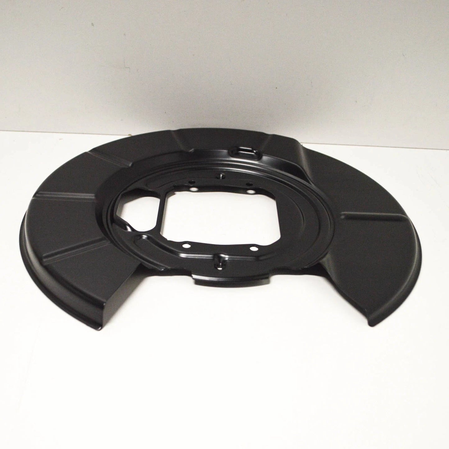 NEW BMW M5 E39 REAR LEFT BRAKE DUST SHIELD PROTECTION PLATE 34212228769 ORIGINAL
