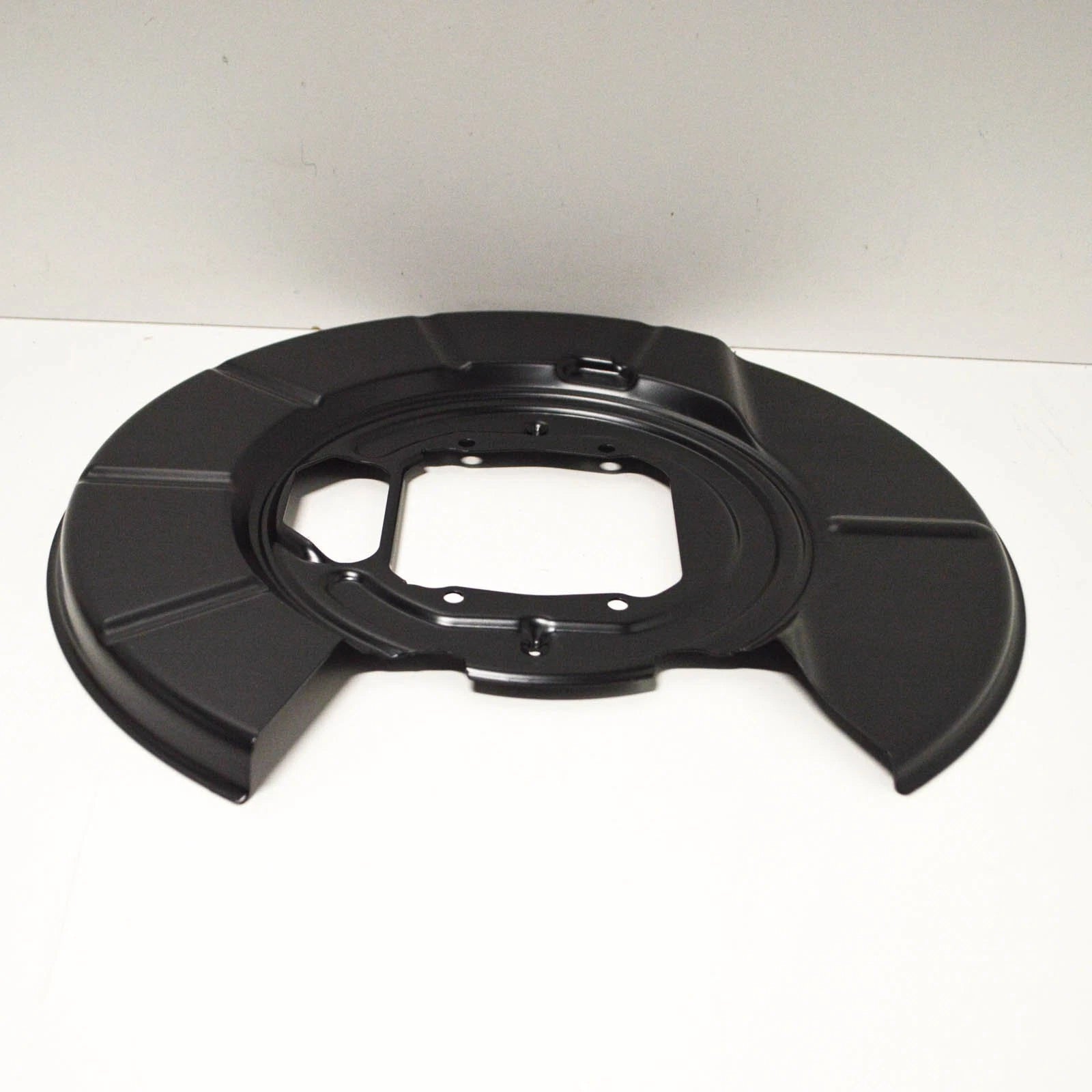 NEW BMW M5 E39 REAR LEFT BRAKE DUST SHIELD PROTECTION PLATE 34212228769 ORIGINAL