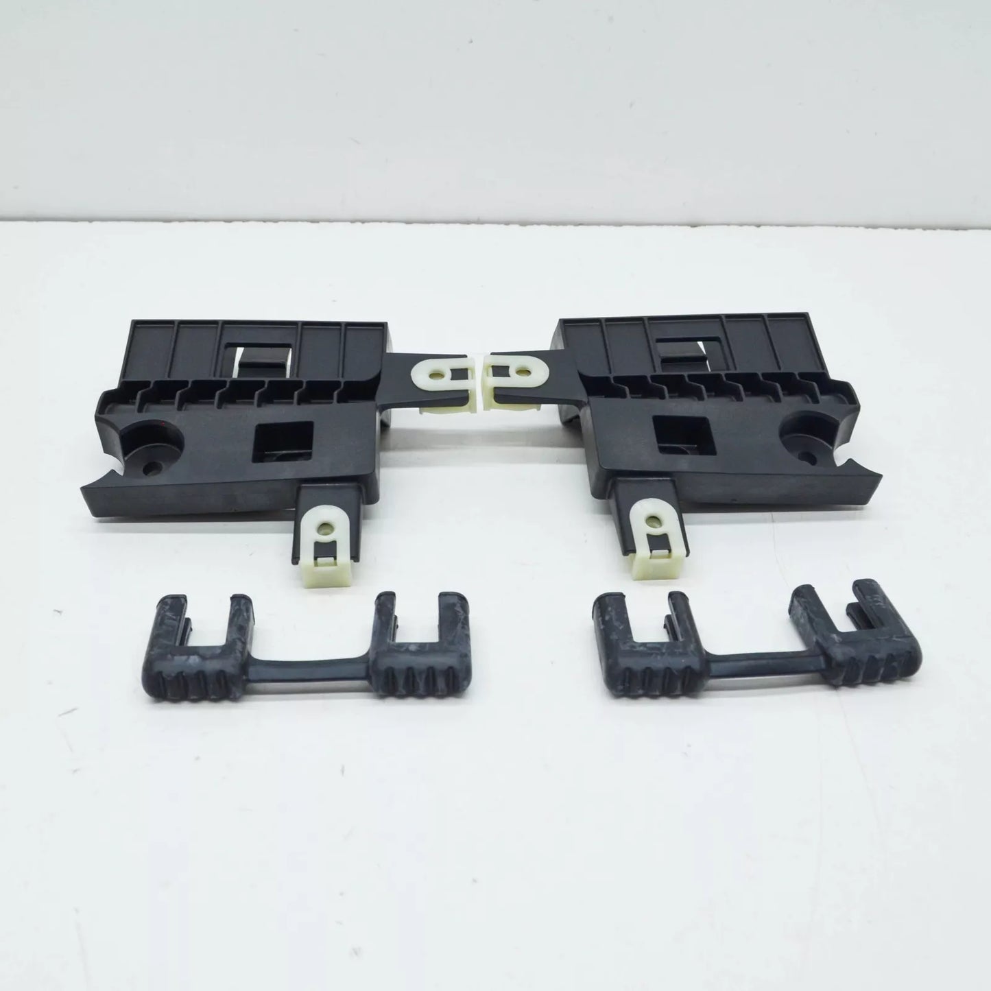 NEW BMW M4 COUPE G82 ENGINE OIL COOLER BRACKET REPAIR KIT 17219501958 ORIGINAL