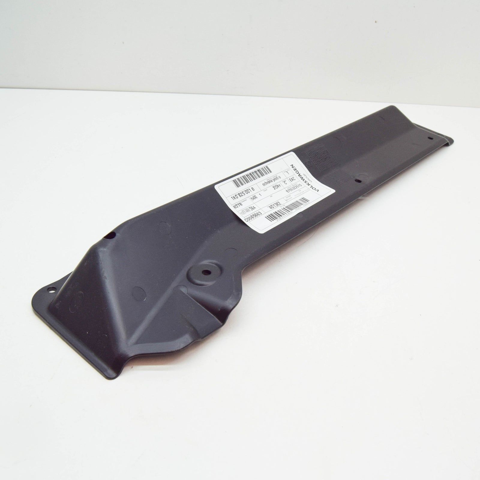 NEW AUDI A3 SPORTBACK 8P LEFT REAR STONE GUARD 1K0825001B ORIGINAL