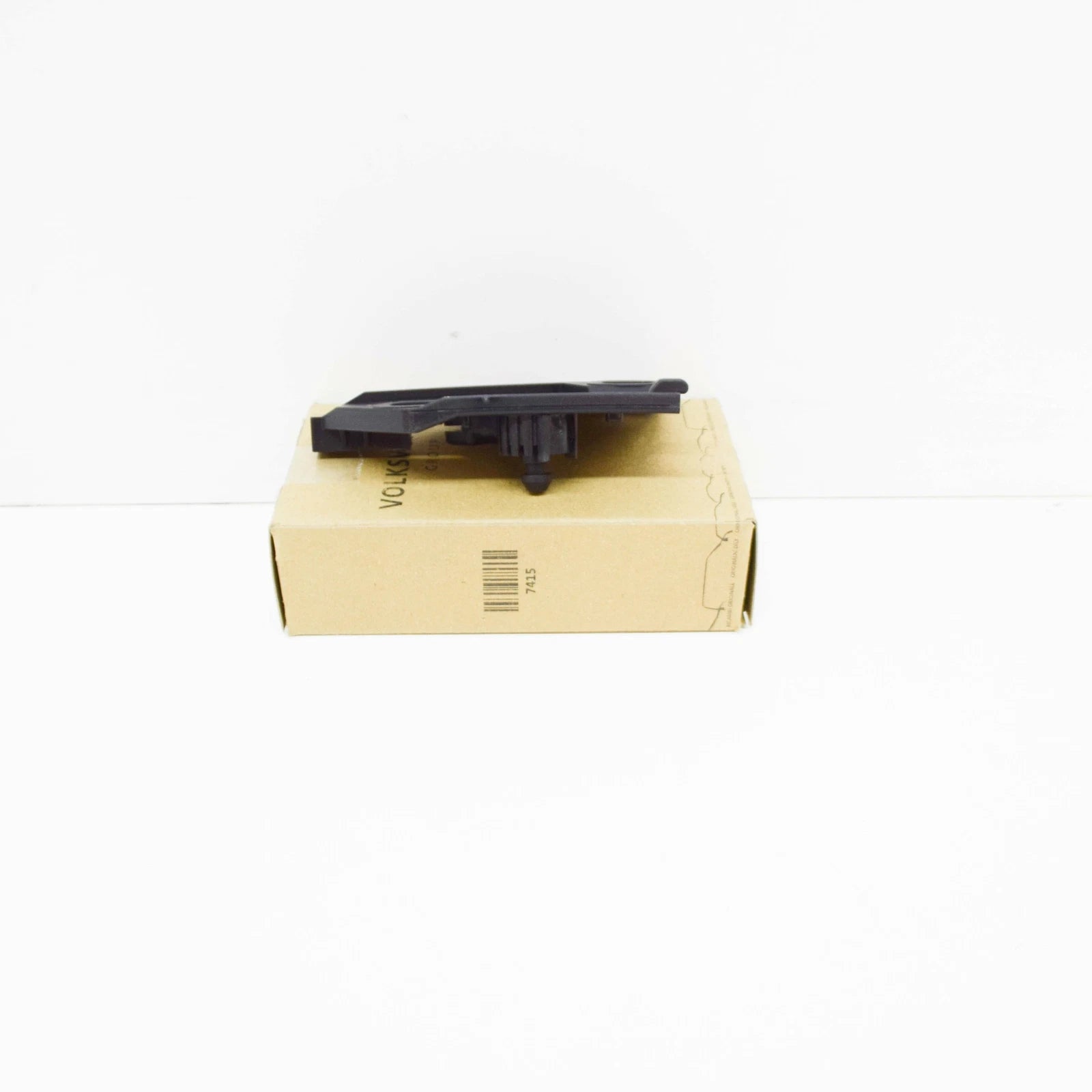 NEW AUDI A1 8X BONNET RELEASE HANDLE BRACKET RHD 7L0823633G 2013 ORIGINAL