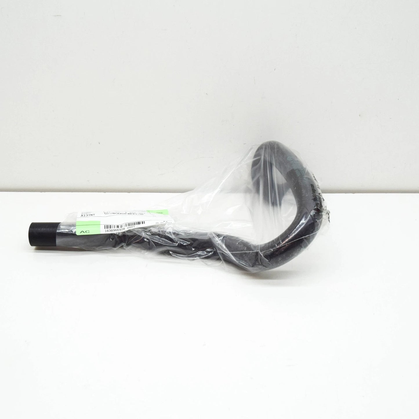 NEW BMW M5 E34 COOLING SYSTEM RETURN HOSE 11531315303 1315303 ORIGINAL