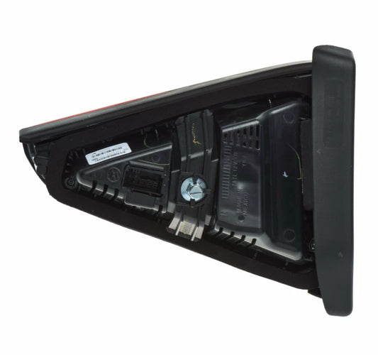 NEW VW PASSAT VARIANT B8 3G REAR RIGHT INNER TAILLIGHT 561945308C ORIGINAL