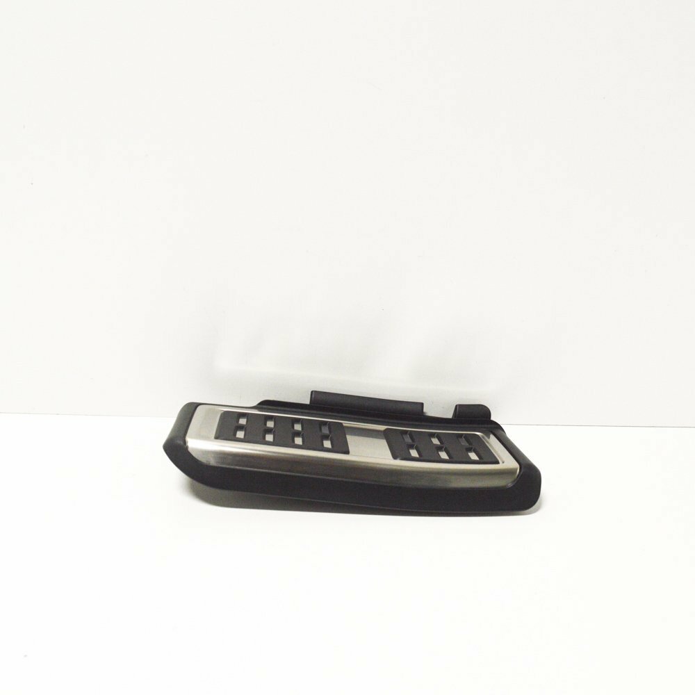 NEW ŠKODA OCTAVIA 5E FOOTREST 5Q1864551A LHD ORIGINAL