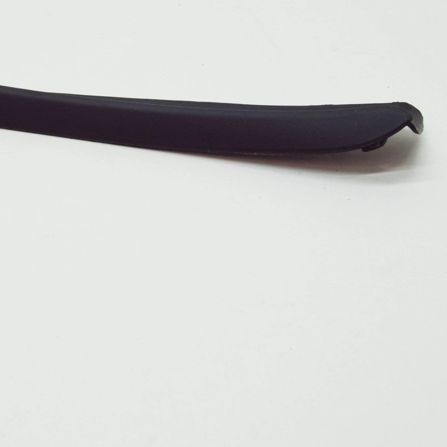 NEW SEAT LEON 5F RIGHT WINDSCREEN TRIM STRIP 5F0854320E9B9 ORIGINAL