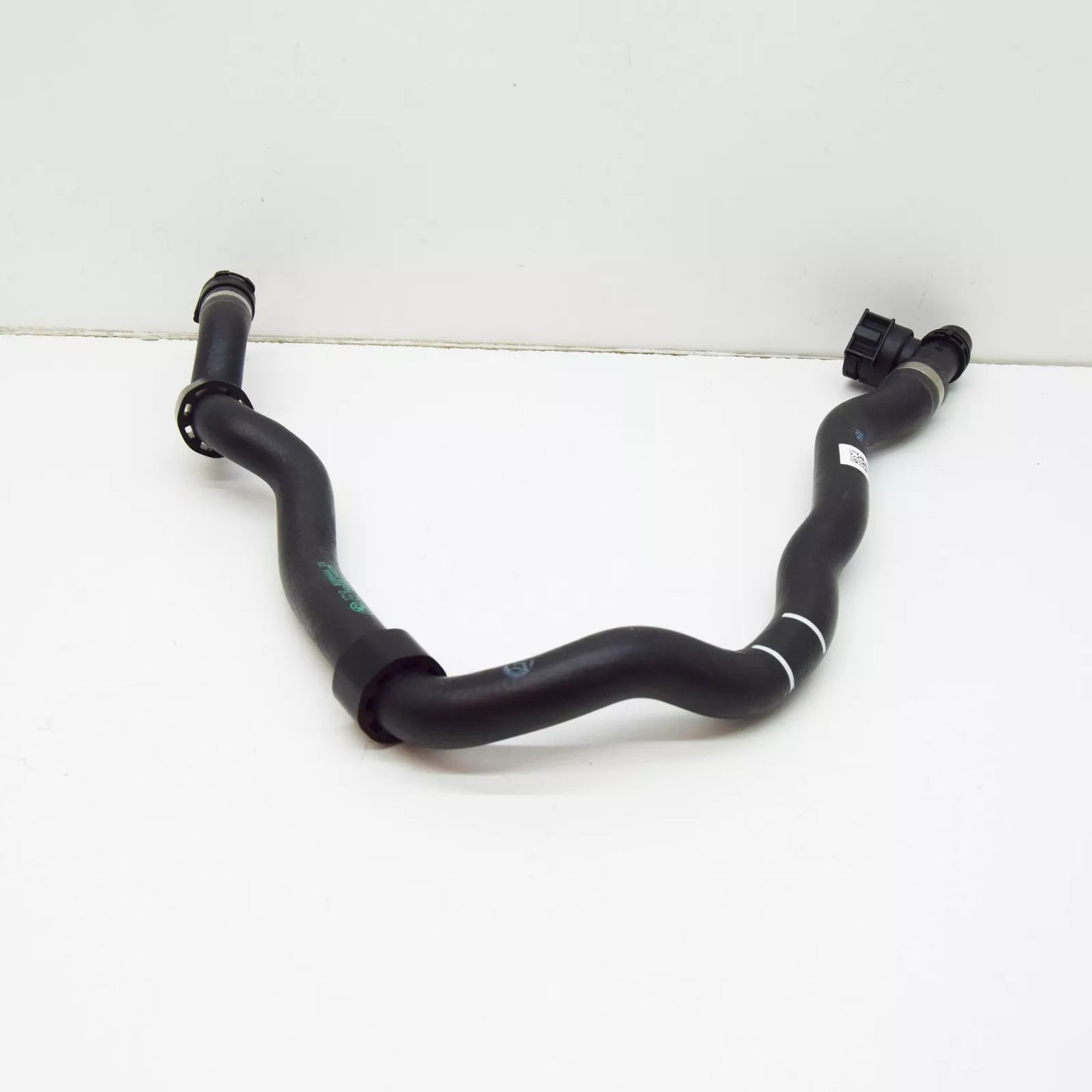 NEW BMW M4 CONVERTIBLE G83 EXPANSION TANK HOSE 17128096444 ORIGINAL