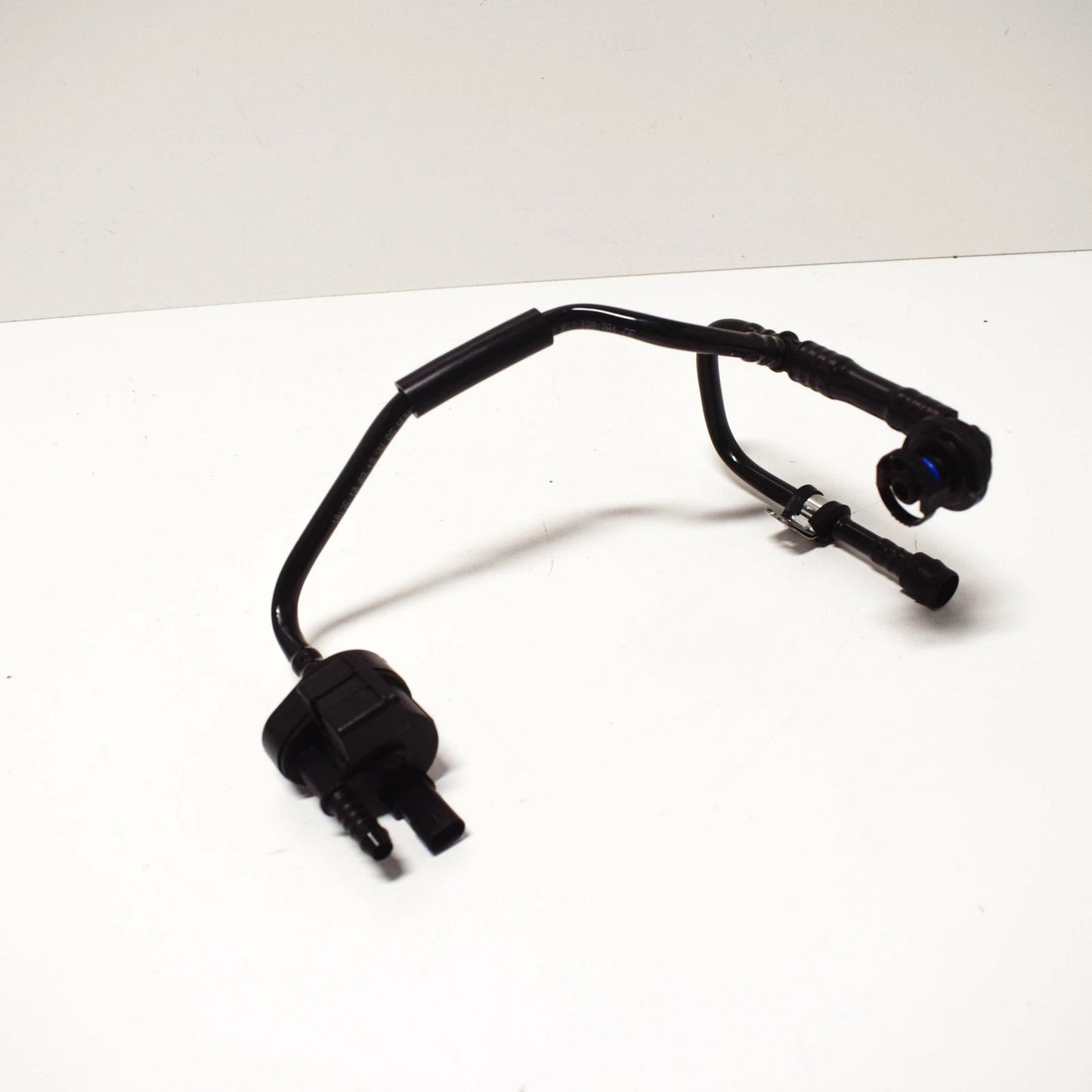 NEW AUDI Q3 8U PURGE VAPOR CANISTER VALVE 06J133781CE 2.0TFSI