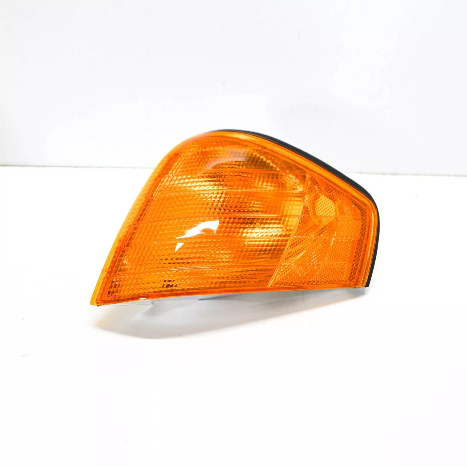 NEW MERCEDES-BENZ SL R129 FRONT LEFT TURN SIGNAL A1298260243 ORIGINAL