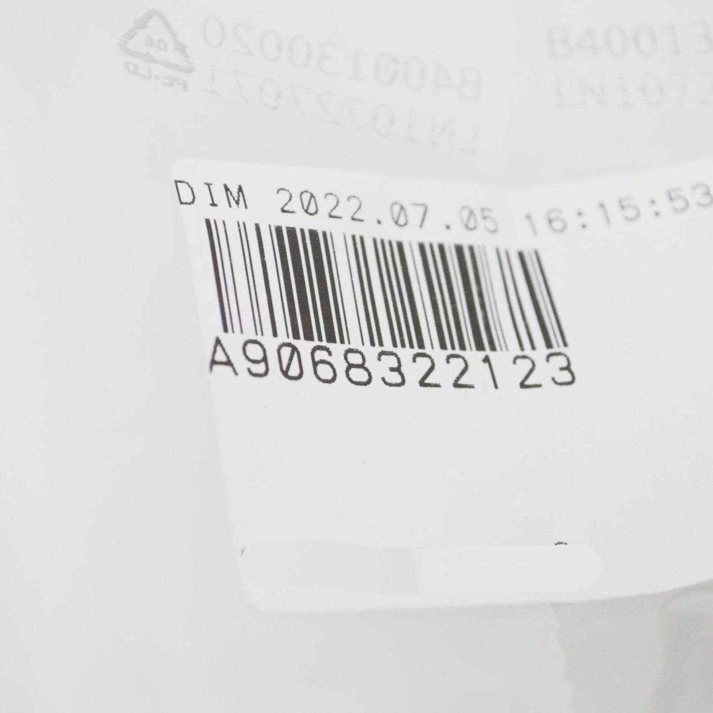 NEW MB SPRINTER W906 FEED TO FRONT HEAT EXCHANGER HOSE A9068322123 ORIGINAL