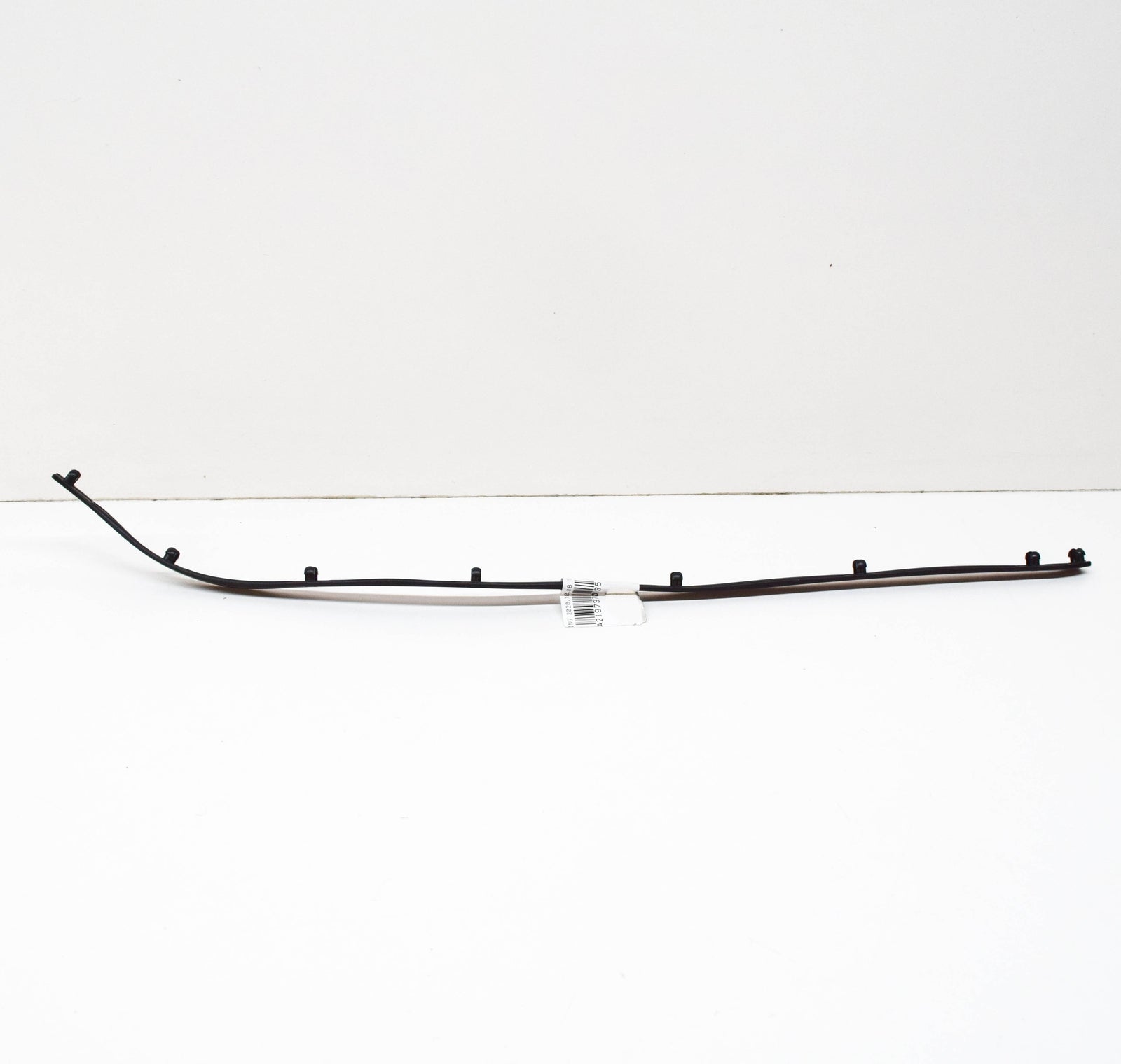 NEW MERCEDES-BENZ CLS C219 AMG REAR LEFT DOOR STRIP A2197370135 ORIGINAL