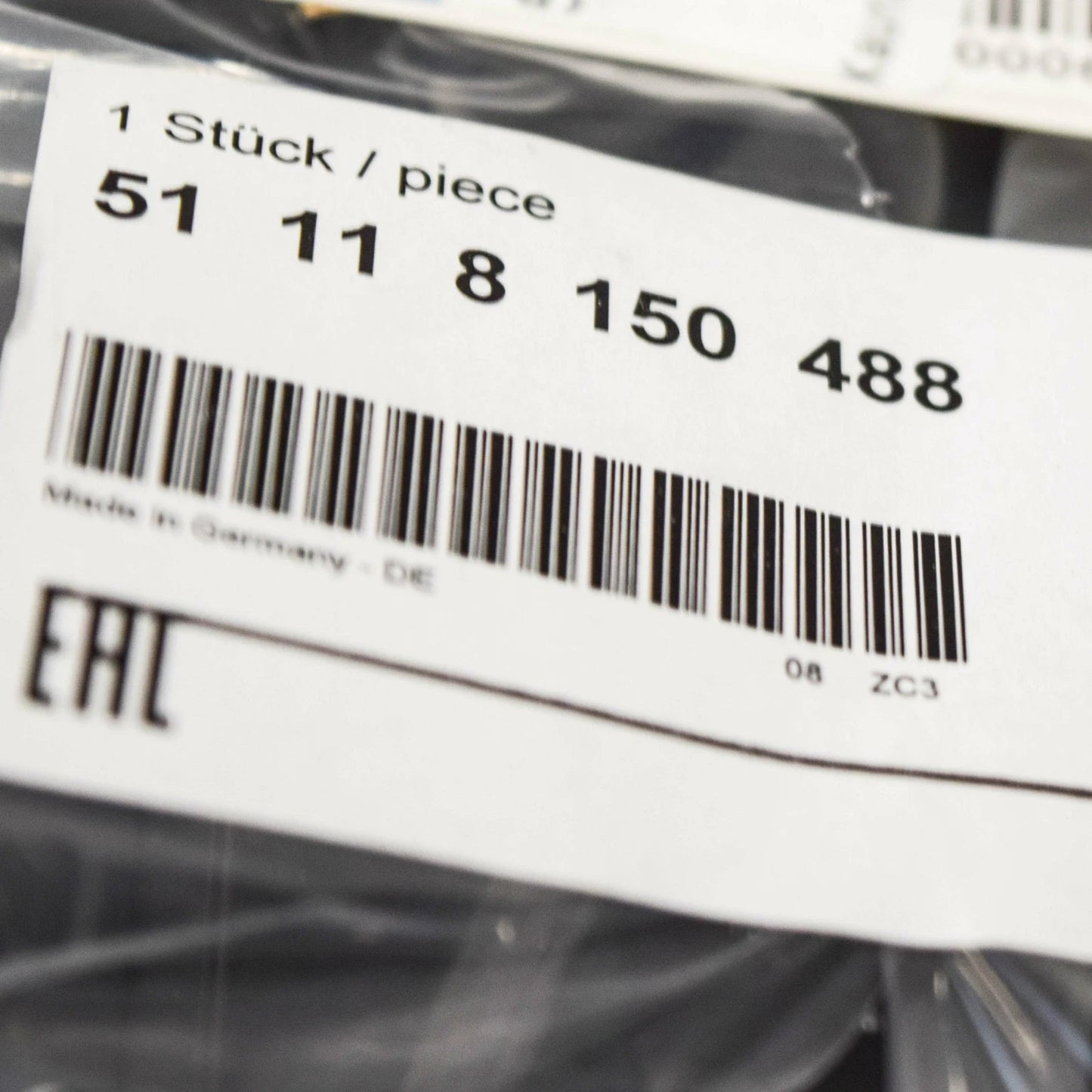 NEW BMW 7 E38 FRONT BUMPER LICENSE NUMBER PLATE HOLDER 51118150488 ORIGINAL