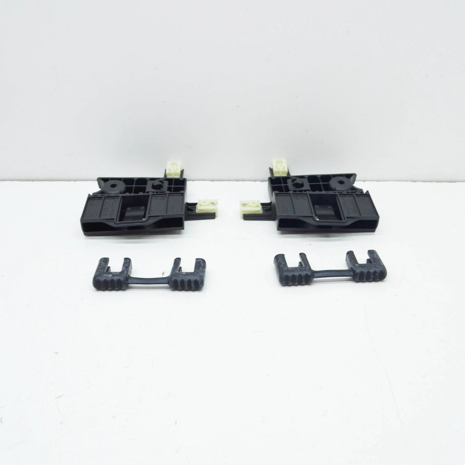 NEW BMW M4 COUPE G82 ENGINE OIL COOLER BRACKET REPAIR KIT 17219501958 ORIGINAL