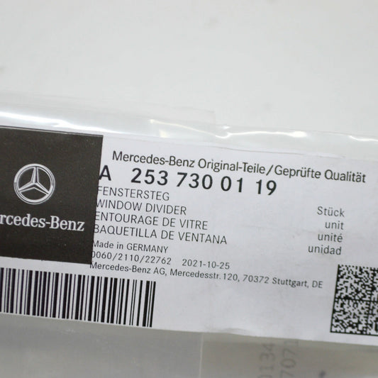 NEW MERCEDES-BENZ GLC X253 REAR LEFT DOOR WINDOW BAR SEAL A2537300119