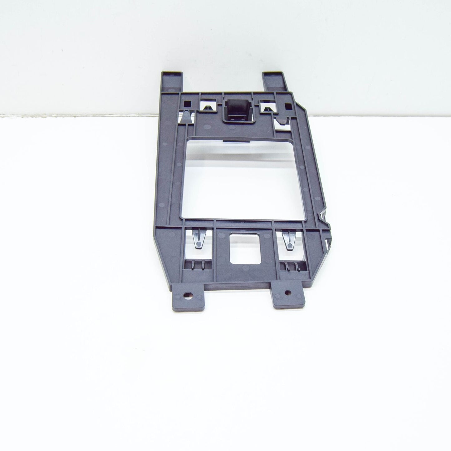 NEW AUDI A4 ALLROAD B9 RADIO AMPLIFIER BRACKET 8W0907514 ORIGINAL