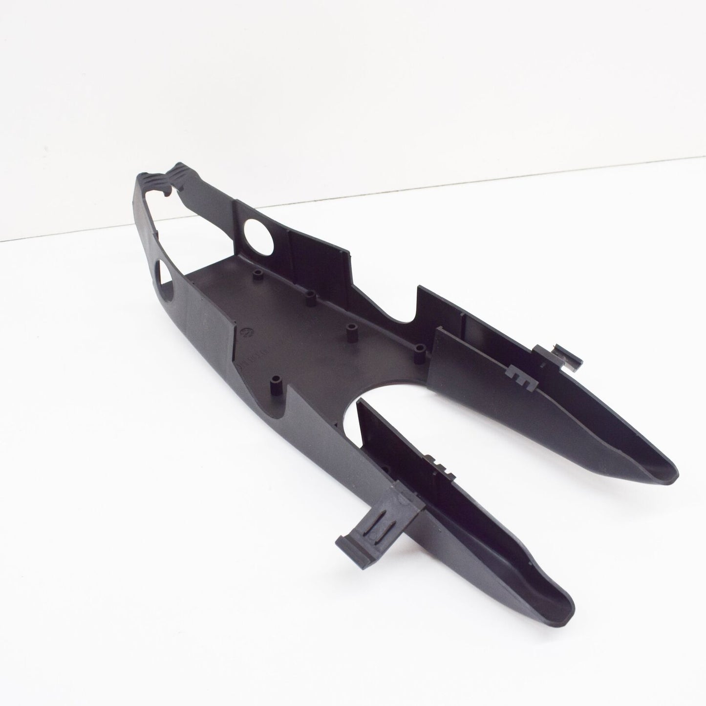 NEW MB E W211 REAR SUSPENSION LOWER CONTROL ARM COVER A2113520488 ORIGINAL