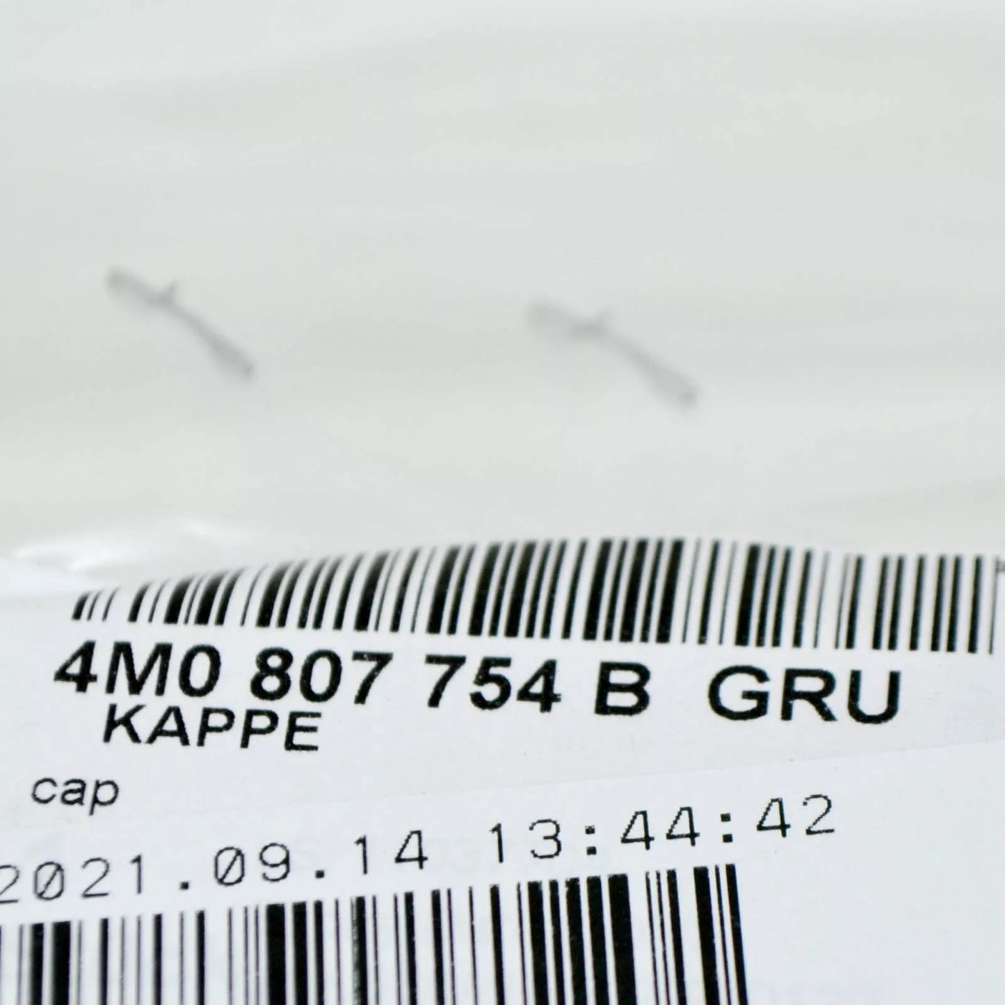 NEW AUDI Q7 4M FRONT RIGHT HEADLIGHT WASHER COVER CAP 4M0807754BGRU ORIGINAL