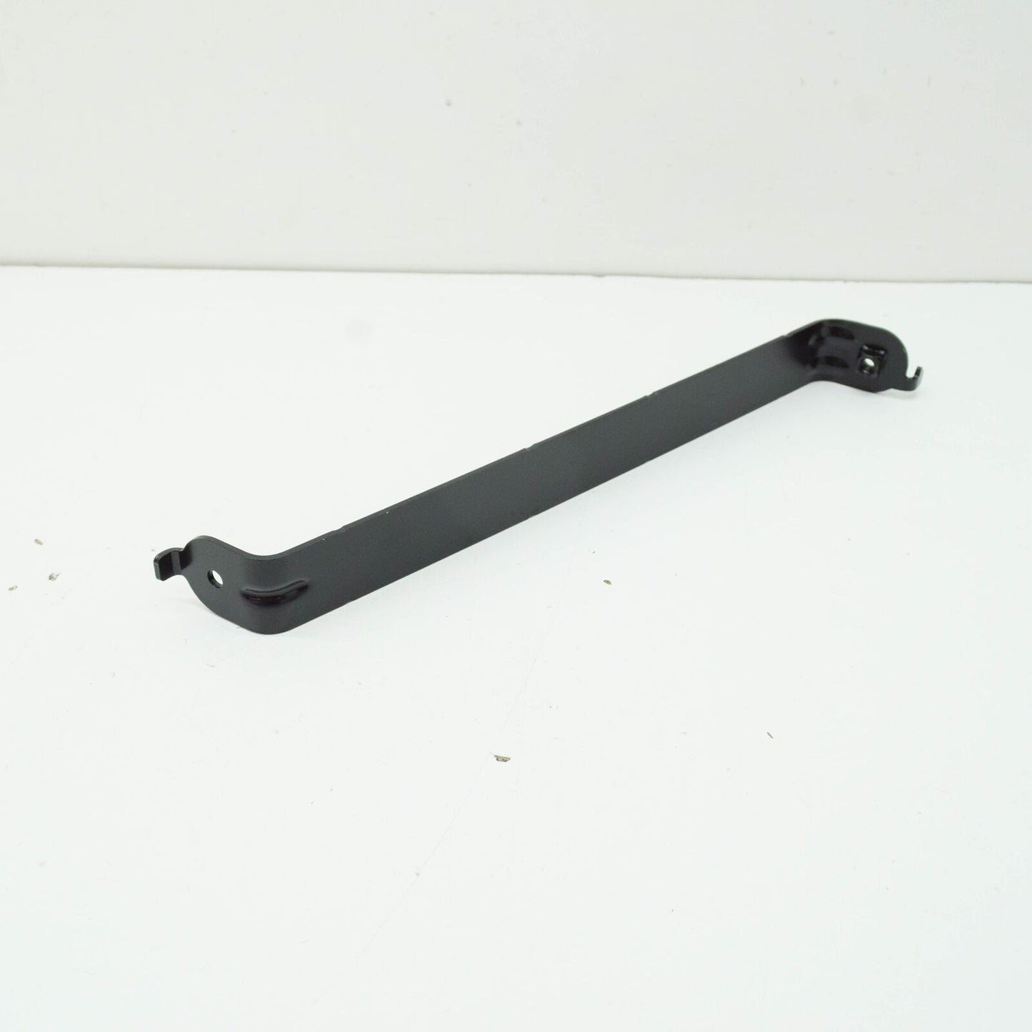NEW VOLKSWAGEN AMAROK MK2 FRONT RIGHT BUMPER SUPPORT 2H6805698A 2022 ORIGINAL