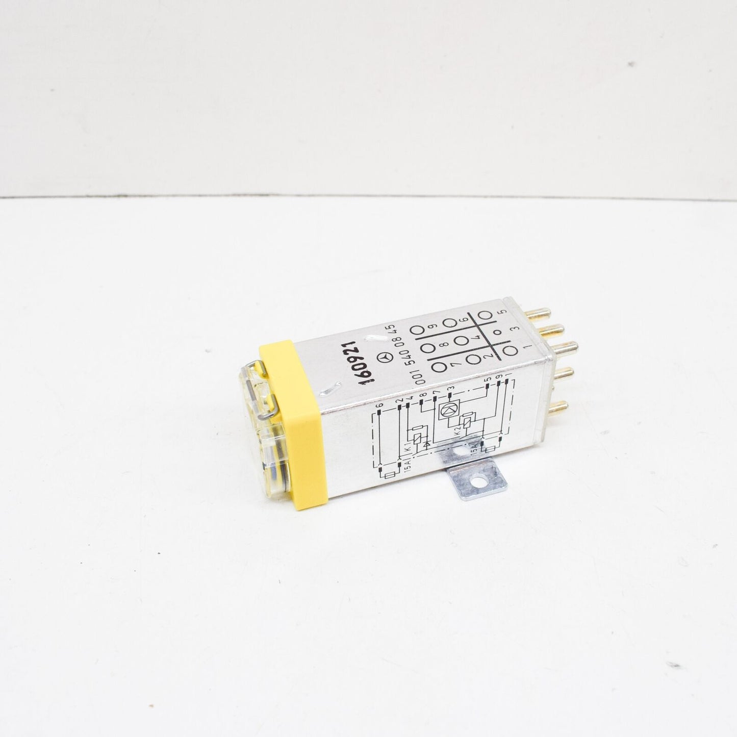 NEW MERCEDES-BENZ C-CLASS W202 RELAY CONTROL MODULE UNIT A0015400845 ORIGINAL