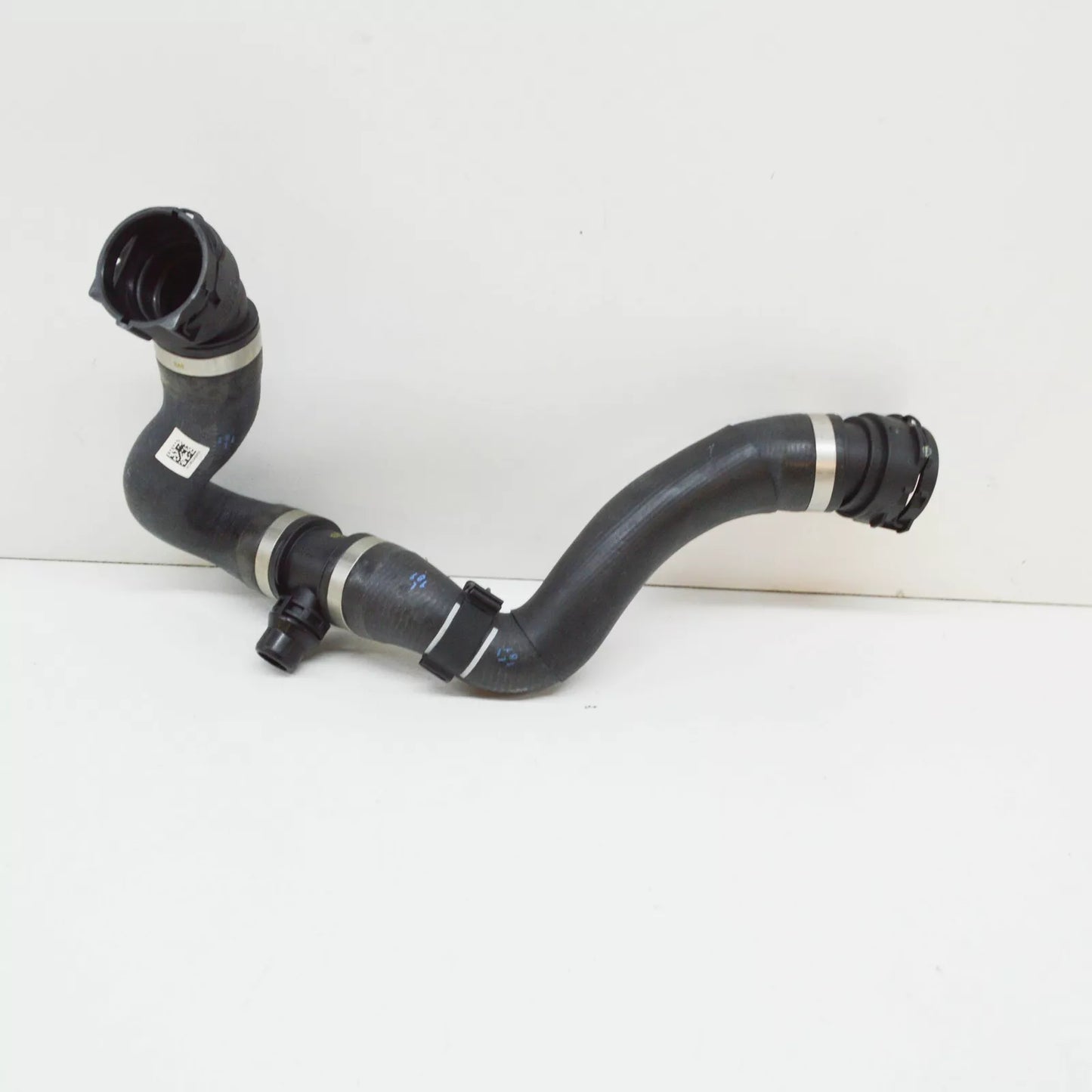 NEW BMW 3 F30 LCI LOWER WATER COOLANT RADIATOR HOSE 17128633482 ORIGINAL