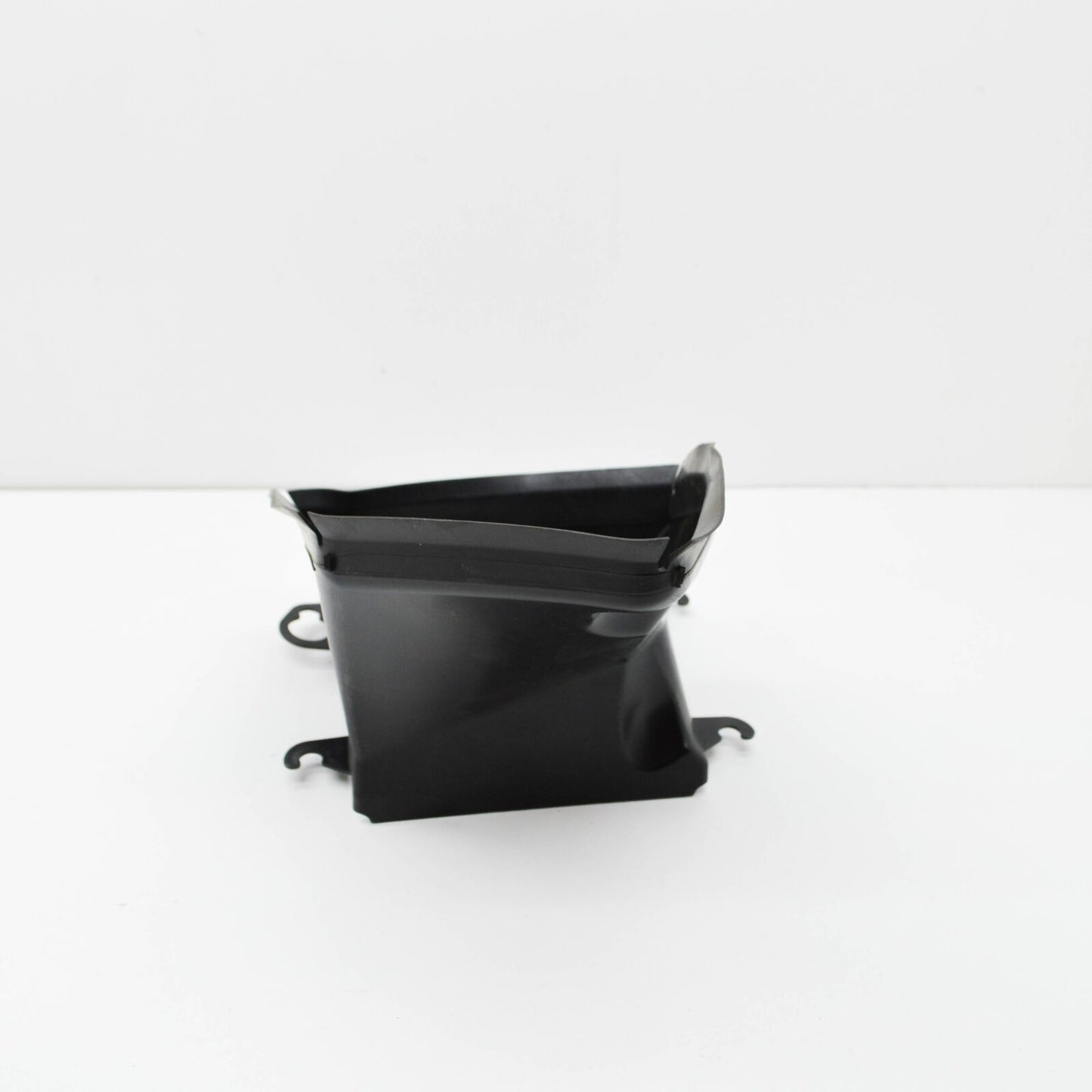 NEW AUDI A6 C8 ADDITIONAL COOLER AIR GUIDE 4K8121333D ORIGINAL