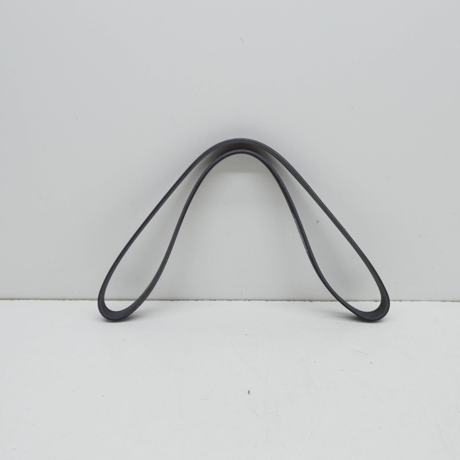 NEW VOLKSWAGEN CRAFTER SY ENGINE V-RIBBED BELT 04L145933 ORIGINAL